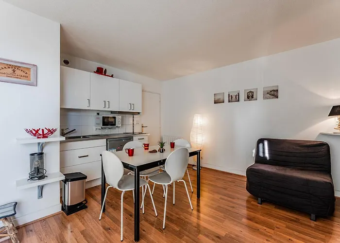 A Avec Piscine Et Parking - Fr-1-433-148 * ארסשון